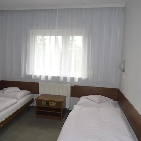 Motel 2000 3*