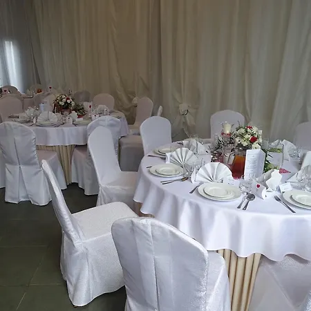 2000 موتيل ستونشيف