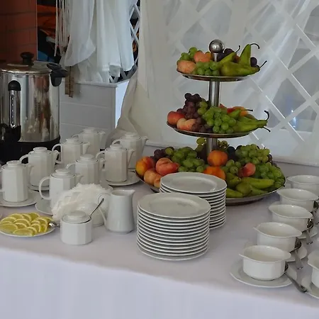 2000 3* ستونشيف