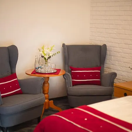 2000 モーテル ステンシェフ